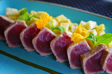 Seared fresh tuna fish with fruit salsa