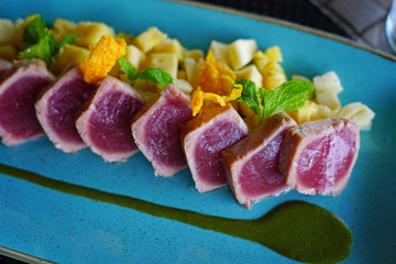 Seared fresh tuna fish with fruit salsa