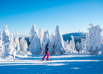 Snowboarden auf dem Fichtelberg in Sachsen © Animaflora PicsStock