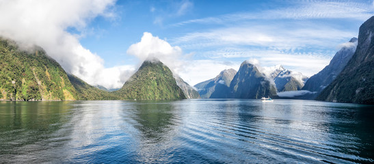 Milford Sound Fjordland, New Zealand, South Island, NZ