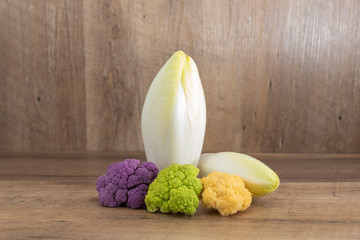 Endive (Cichorium endivia) and decoratif cauliflower