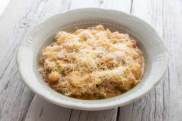 Vegetable soup with cheese