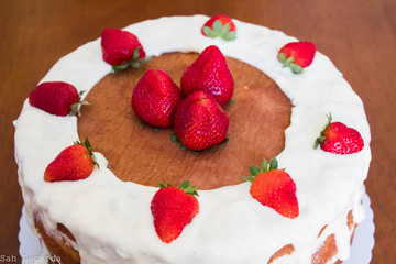 strawberry cake