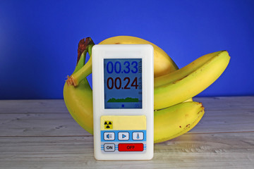 Banana fruit bananas fruits nuclear radiation measurement radioactivity measuring radioactive food foods test counting normal background radiation