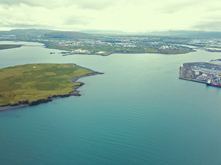 レイキャビクの港湾風景
