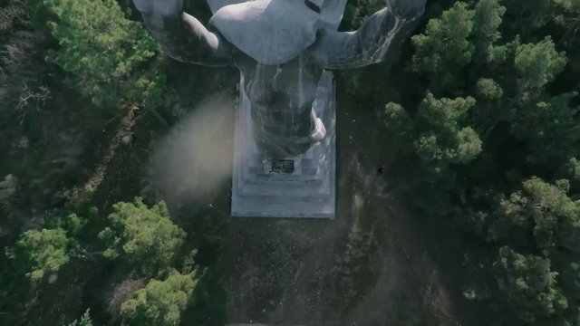 monument in Vake park