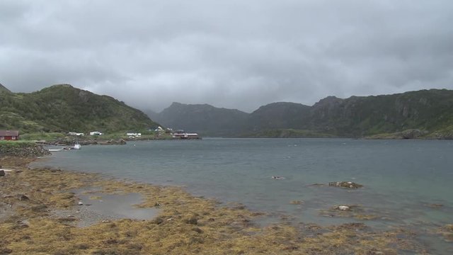 Lofoten, Norwegen, Ebbe, Tidenhub, Gezeiten, Leknes, Fjord, Saupstad, Sortland, Steinsfjorden, Unstad, Dorf, Fischerdorf, K&uuml;ste, Ufer, Bucht, Saupstadtinden, Gipfel, Berg,