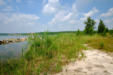 Natur am Großkaynaer See oder Südfeldsee  bei Großkayna - einem ehemaligen Tagebau - in der...