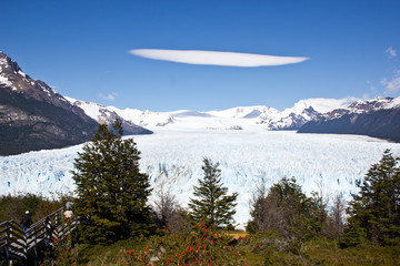 Los Glaciares under a single cloud