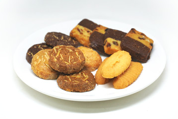 Group ofr cookies on white disc