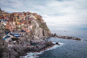 Fototapeta na wymiar Perfect panorama of Manarola village in national park Cinque Terre in Italy, Liguria