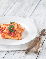 Chicken in tomato garlic sauce