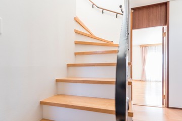家　戸建住宅の階段