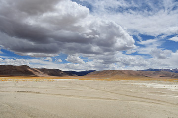 China, Tibet. Transhimalayas on the way to the lake, Ngangla Ring Tso in the summer in cloudy day
