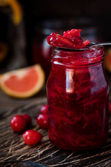 Spicy cranberry-orange sauce for meat