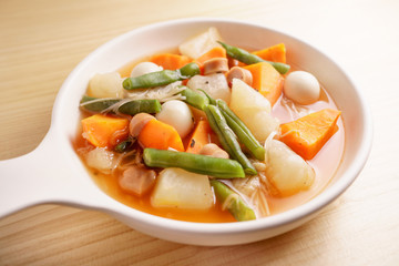 手作りポトフ 野菜の煮物 家庭料理 02