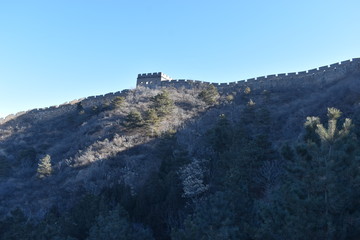 Obraz premium Panorama of the Great Wall in Jinshanling in winter near Beijing in China