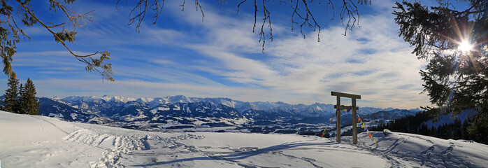 Alpen - Allgäu - Tor - Winter - Pulverschnee - Mittag - Immenstadt