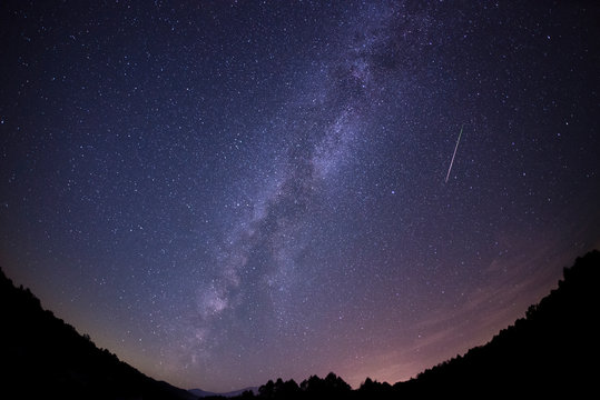 流星群images Browse 5 Stock Photos Vectors And Video Adobe Stock