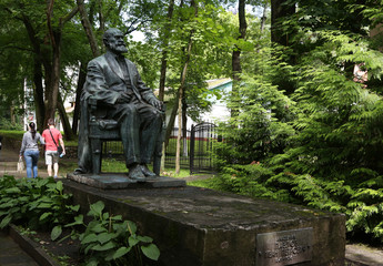The resort town of Svetlogorsk (till 1947 - the German city of Raushen). Monument to the...