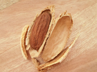 Whole Broken Cracked Almond Nuts