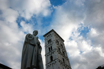 sky and munich of lucca