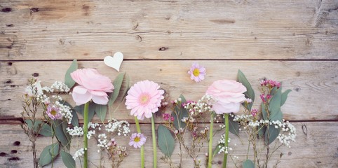 Frühlingsblumen Blumenstrauß rosa - Muttertag Hochzeit Geburtstag Hintergrund