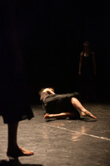 Fototapeta na wymiar dancer improvise, on floor