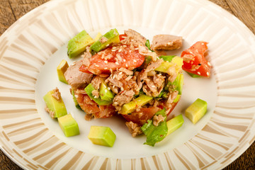 Tuna and avocado salad