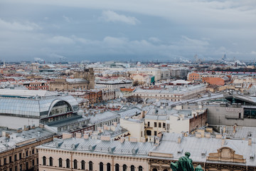 Fototapeta na wymiar Vue aérienne de Saint Petersbourg 
