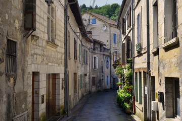 Fototapeta na wymiar Rue Joussen à Brantôme en Périgord (24310), département de la Dordogne en région Nouvelle-Aquitaine, France
