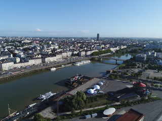 Fototapeta premium Vue de Nantes et de la Loire