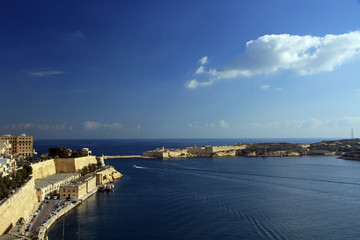 Fototapeta na wymiar Grand Harbour, Valetta, Malta