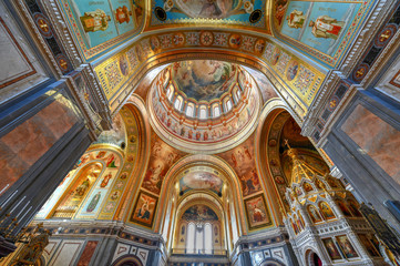 Fototapeta na wymiar Cathedral of Christ the Savior - Moscow, Russia