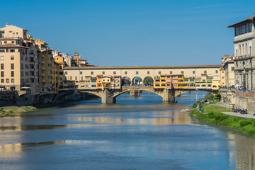Obraz premium Ponte Vecchio Bridge Reflections Arno River Florence Tuscany Italy