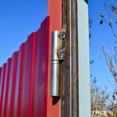 The welded loops for gate