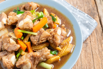 Pork spare rib stir fried with soy sauce and black pepper