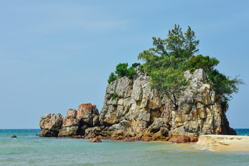 Fototapeta na wymiar Rock formation at South China Sea.
