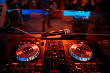Obraz na płótnie Canvas DJ console at the nightclub. Nightlife