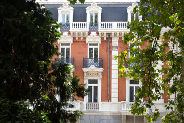 Fototapeta na wymiar Beautiful classic traditional european architecture on the streets of the famous capital of Spain - Madrid