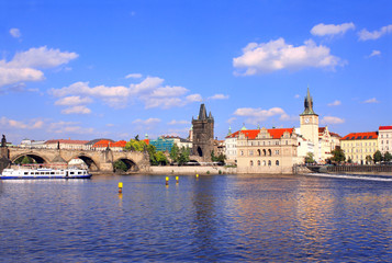 Fototapeta na wymiar Charles Bridge and Vltava River, Prague, Czech Republic
