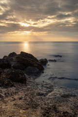 Obraz premium sunset on the sicily beach