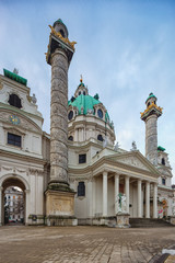 Fototapeta na wymiar St. Charles's Church in Vienna, Austria