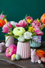Froehliche bunte Blumen