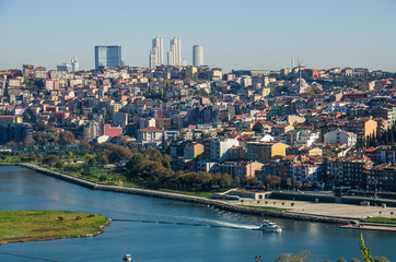 Fototapeta premium Sunset panorama of Istanbul, Turkey
