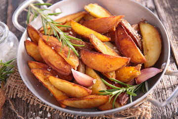 fried potato and rosemary