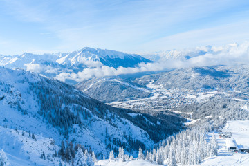 Obraz premium View of winter landscape with snow covered Alps in Seefeld in the Austrian state of Tyrol. Winter in Austria