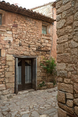 Fototapeta na wymiar Siurana, a highland village of the municipality of the Cornudella de Montsant in the comarca of Priorat, Tarragona, Catalonia, Spain. Is a popular touristic landmark.