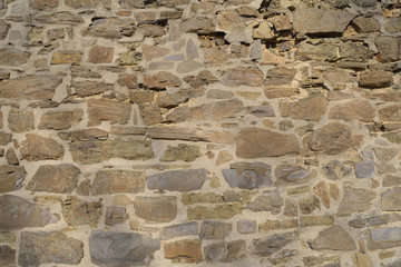 Bruchsteinmauer verwittert