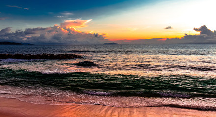 Coloured sunset on Seyshells island. Sea, summer, cloud, sky